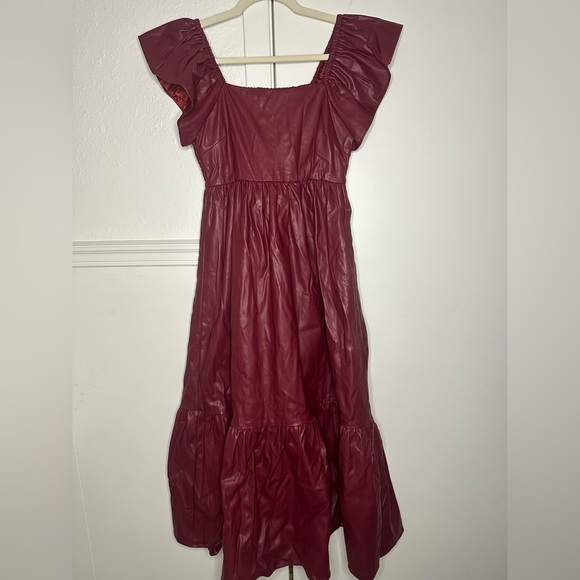 Olivia James the Label Black Brooke Faux Leather Flutter Sleeve size S - Picture 2 of 8